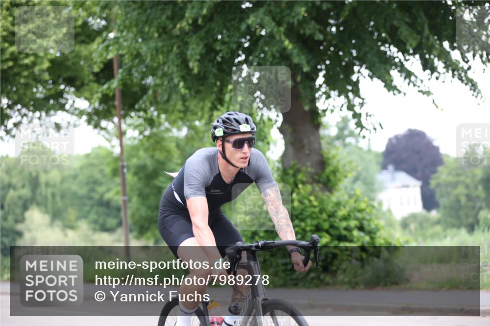 15.06.2025 - 7 Türme Triathlon Yannick Fuchs http://msf.ph/oto/7989278 15.06.2025 11:46:26 Radfahren 202, 235, 308, 315 meine-sportfotos.de