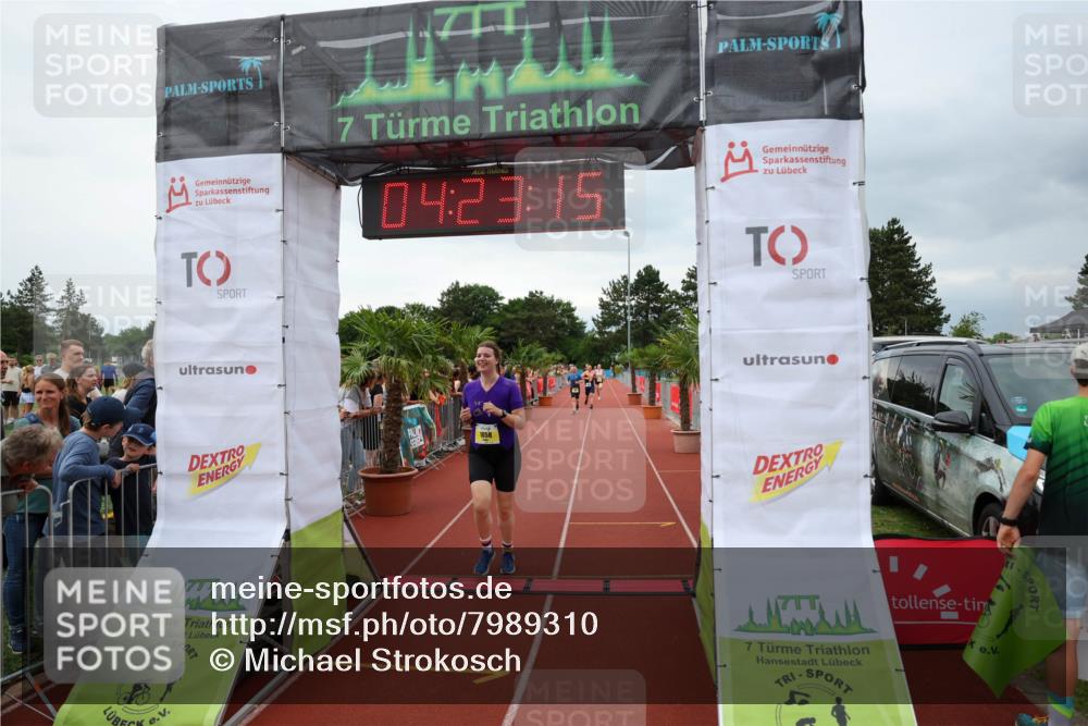 15.06.2025 - 7 Türme Triathlon Michael Strokosch http://msf.ph/oto/7989310 15.06.2025 14:23:14 Ziel 1058, 1089, 1099 meine-sportfotos.de