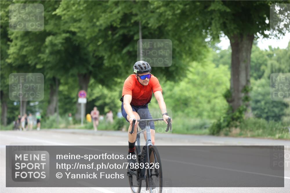15.06.2025 - 7 Türme Triathlon Yannick Fuchs http://msf.ph/oto/7989326 15.06.2025 11:46:32 Radfahren 202, 308 meine-sportfotos.de