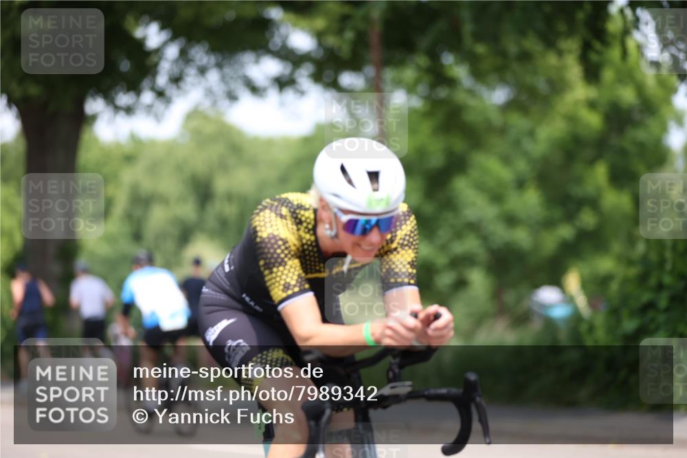 15.06.2025 - 7 Türme Triathlon Yannick Fuchs http://msf.ph/oto/7989342 15.06.2025 13:01:27 Radfahren 441, 564, 573, 596, 786, 793, 910, 915, 988, 1064, 1087, 1136 meine-sportfotos.de