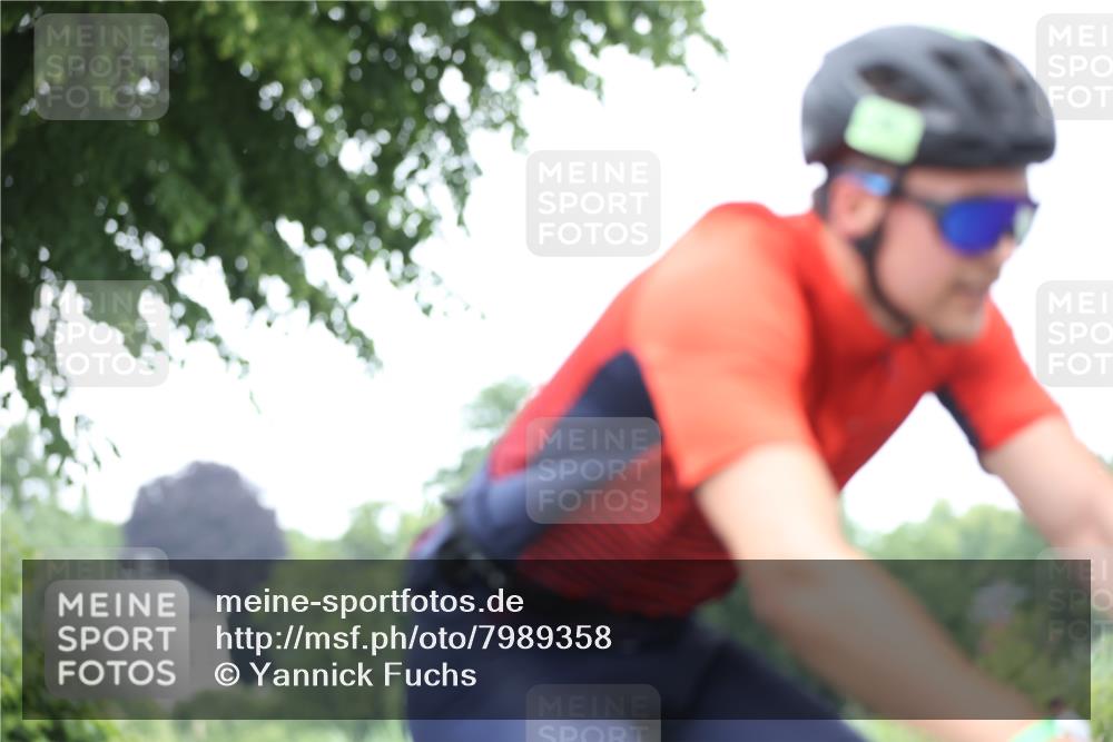 15.06.2025 - 7 Türme Triathlon Yannick Fuchs http://msf.ph/oto/7989358 15.06.2025 11:46:33 Radfahren 202, 308 meine-sportfotos.de