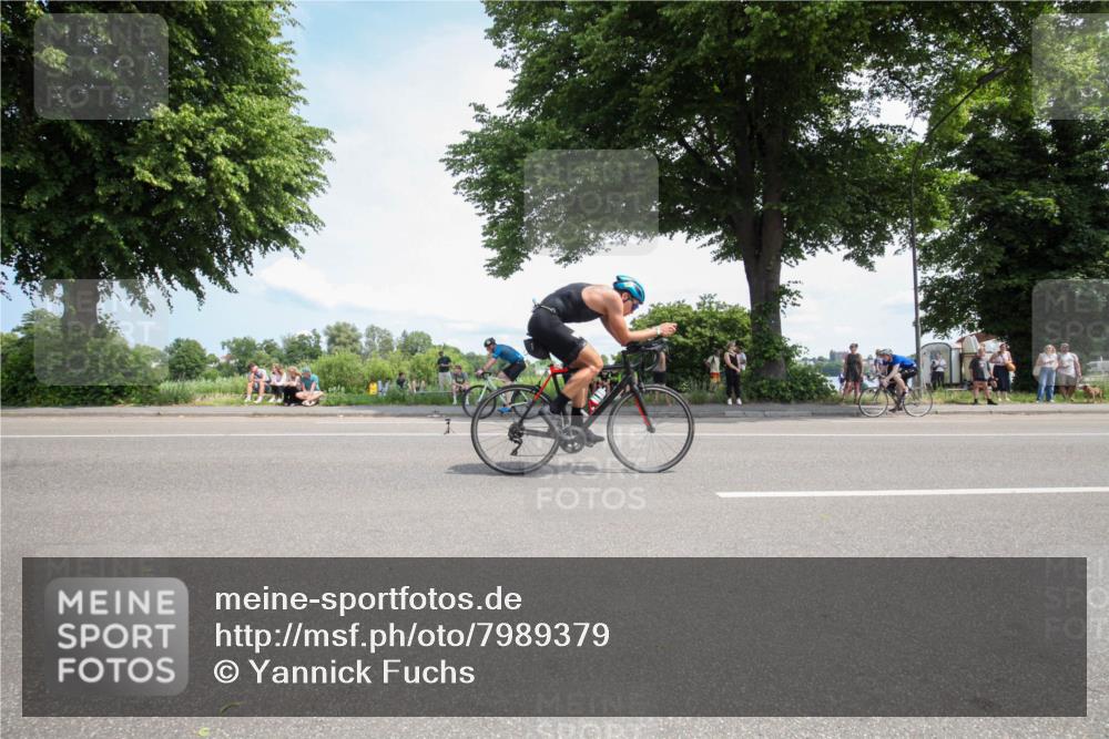 15.06.2025 - 7 Türme Triathlon Yannick Fuchs http://msf.ph/oto/7989379 15.06.2025 13:03:07 Radfahren 194, 652, 798, 826, 953, 1085, 1106, 1139, 1180 meine-sportfotos.de