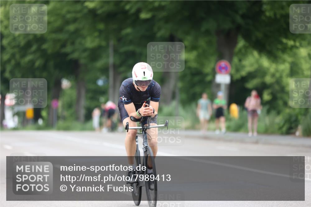 15.06.2025 - 7 Türme Triathlon Yannick Fuchs http://msf.ph/oto/7989413 15.06.2025 11:46:56 Radfahren 257, 291 meine-sportfotos.de