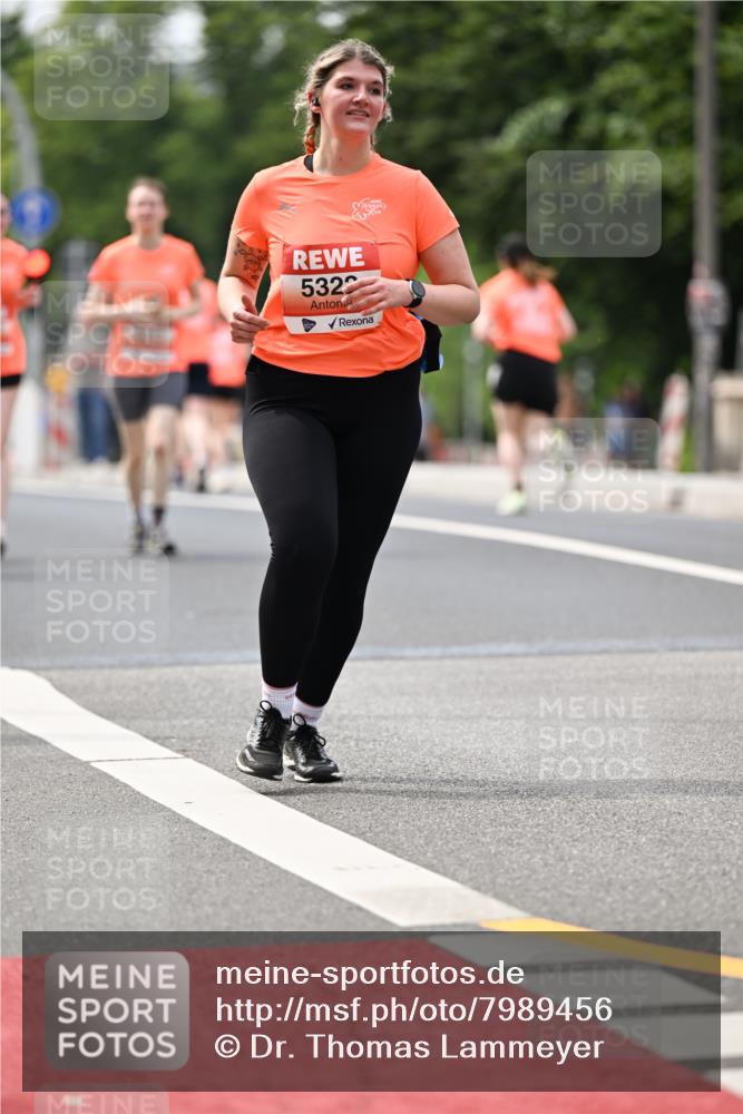 15.06.2025 - REWE Women's Run Dr. Thomas Lammeyer http://msf.ph/oto/7989456 15.06.2025 10:49:19 Laufen 5322 meine-sportfotos.de