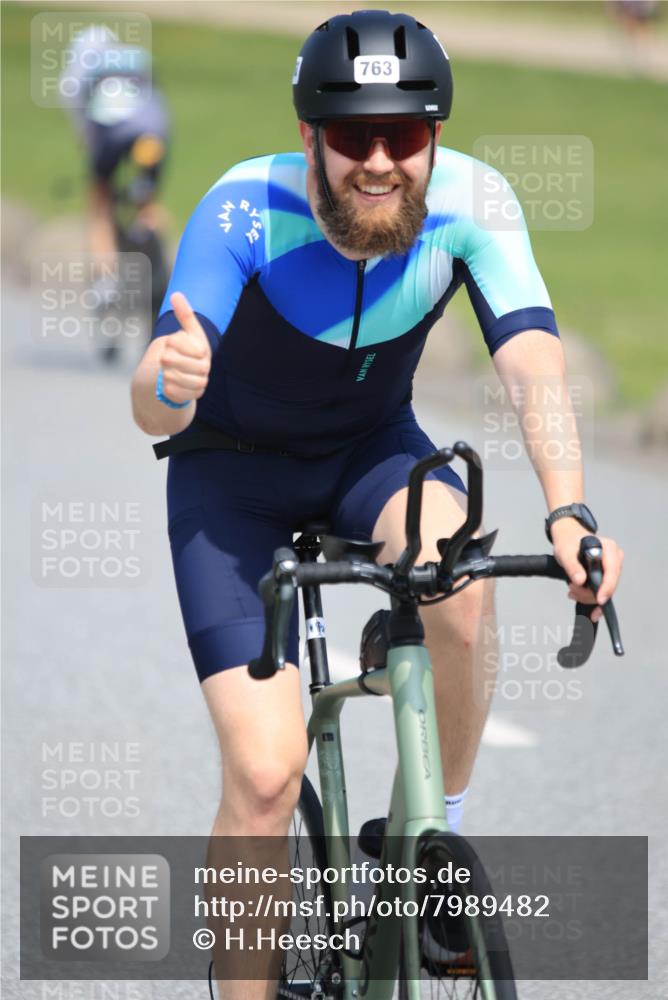 21.06.2025 - 27. Vierlanden-Triathlon H.Heesch http://msf.ph/oto/7989482 15.06.2025 11:47:07 Radfahren 647, 696, 710, 717, 722, 734, 763 meine-sportfotos.de