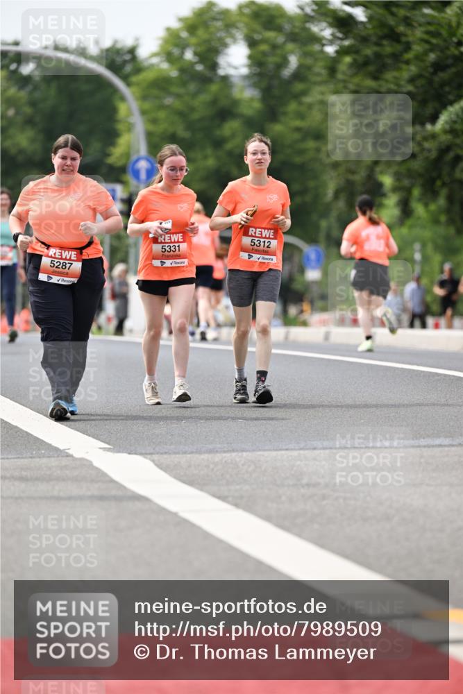 15.06.2025 - REWE Women's Run Dr. Thomas Lammeyer http://msf.ph/oto/7989509 15.06.2025 10:49:20 Laufen 5287, 5331, 4, 5312 meine-sportfotos.de