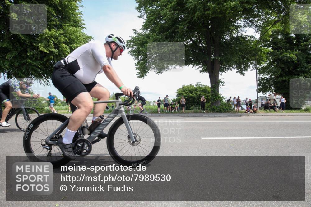 15.06.2025 - 7 Türme Triathlon Yannick Fuchs http://msf.ph/oto/7989530 15.06.2025 13:04:48 Radfahren 464, 502, 884, 944, 1007, 1082 meine-sportfotos.de