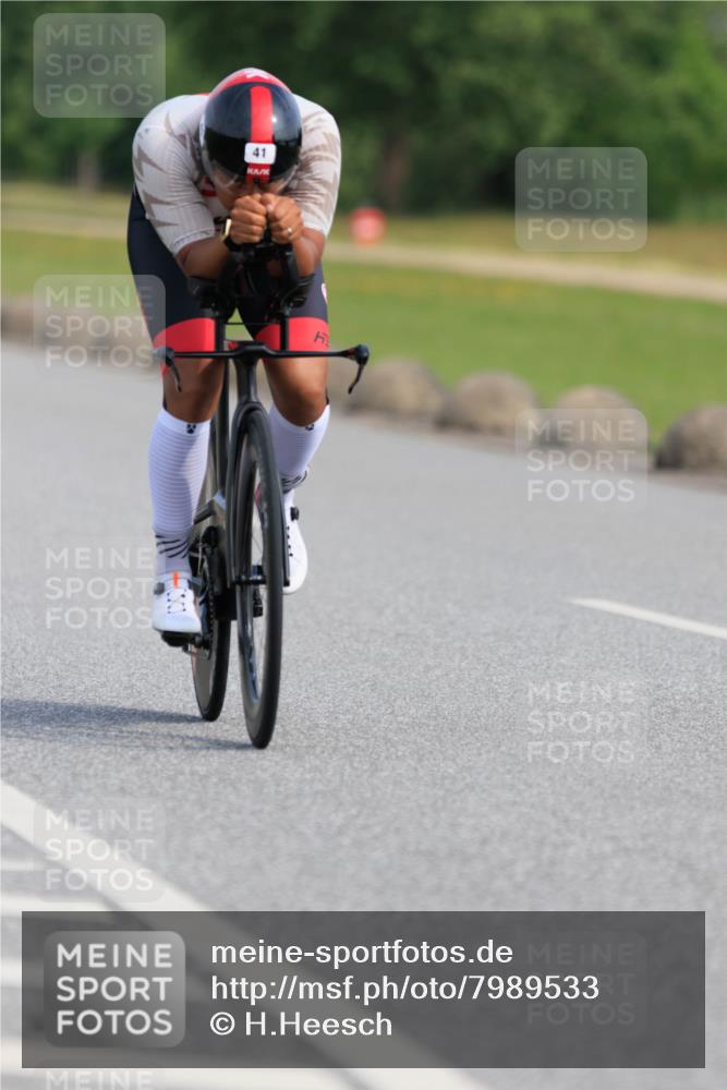 15.06.2025 - 27. Vierlanden-Triathlon H.Heesch http://msf.ph/oto/7989533 15.06.2025 09:38:50 Radfahren 41, 162 meine-sportfotos.de