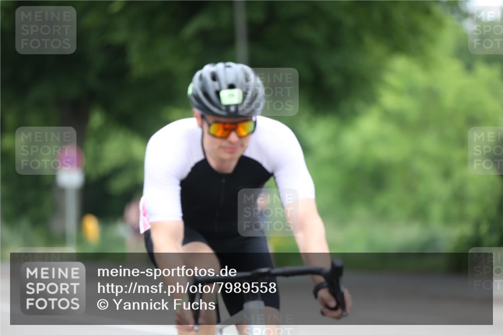 15.06.2025 - 7 Türme Triathlon Yannick Fuchs http://msf.ph/oto/7989558 15.06.2025 11:48:31 Radfahren 257, 291 meine-sportfotos.de