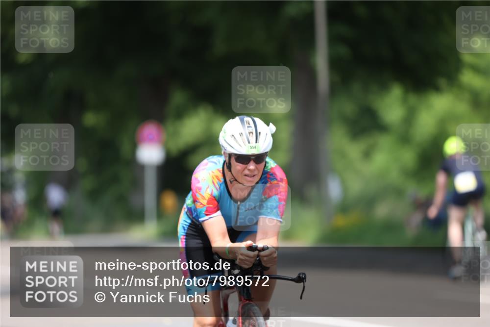 15.06.2025 - 7 Türme Triathlon Yannick Fuchs http://msf.ph/oto/7989572 15.06.2025 13:01:56 Radfahren 355, 453, 456, 554, 644, 709, 857, 986, 1074, 1074, 1114 meine-sportfotos.de