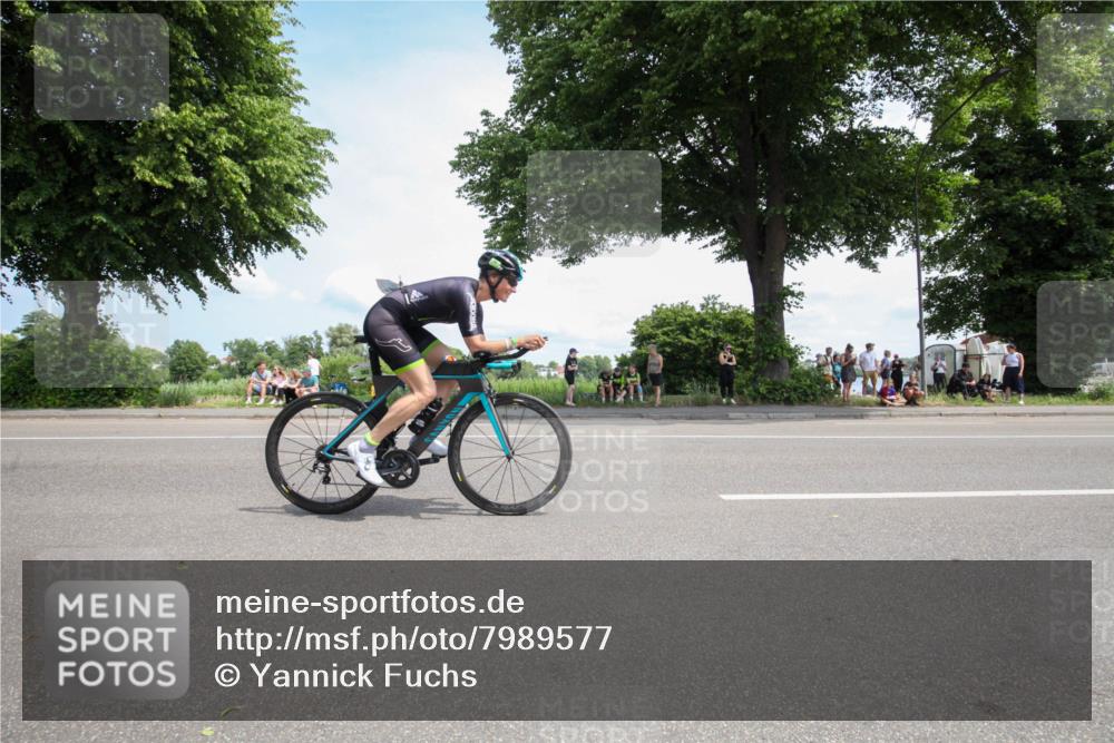 15.06.2025 - 7 Türme Triathlon Yannick Fuchs http://msf.ph/oto/7989577 15.06.2025 13:05:07 Radfahren 469 meine-sportfotos.de