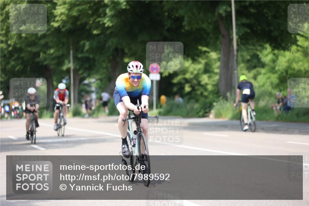 15.06.2025 - 7 Türme Triathlon Yannick Fuchs http://msf.ph/oto/7989592 15.06.2025 13:01:57 Radfahren 355, 453, 456, 554, 644, 857, 986, 1074, 1074, 1114 meine-sportfotos.de
