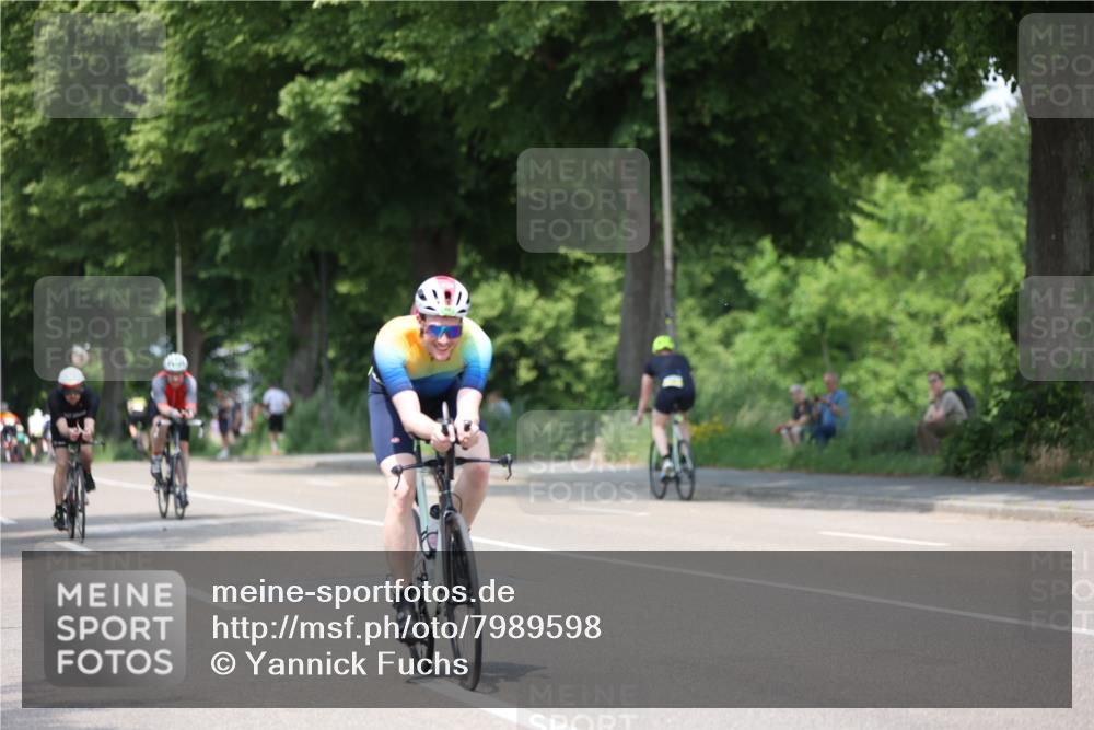 15.06.2025 - 7 Türme Triathlon Yannick Fuchs http://msf.ph/oto/7989598 15.06.2025 13:01:57 Radfahren 355, 453, 456, 554, 644, 857, 986, 1074, 1074, 1114 meine-sportfotos.de