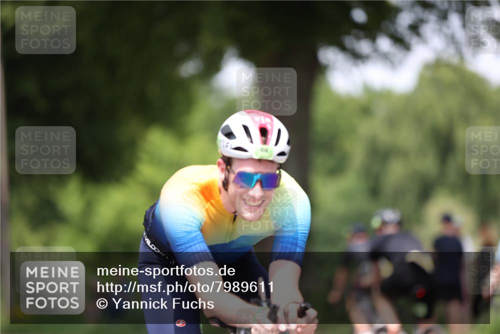 15.06.2025 - 7 Türme Triathlon Yannick Fuchs http://msf.ph/oto/7989611 15.06.2025 13:01:58 Radfahren 355, 453, 456, 554, 644, 986, 1074, 1074, 1114 meine-sportfotos.de