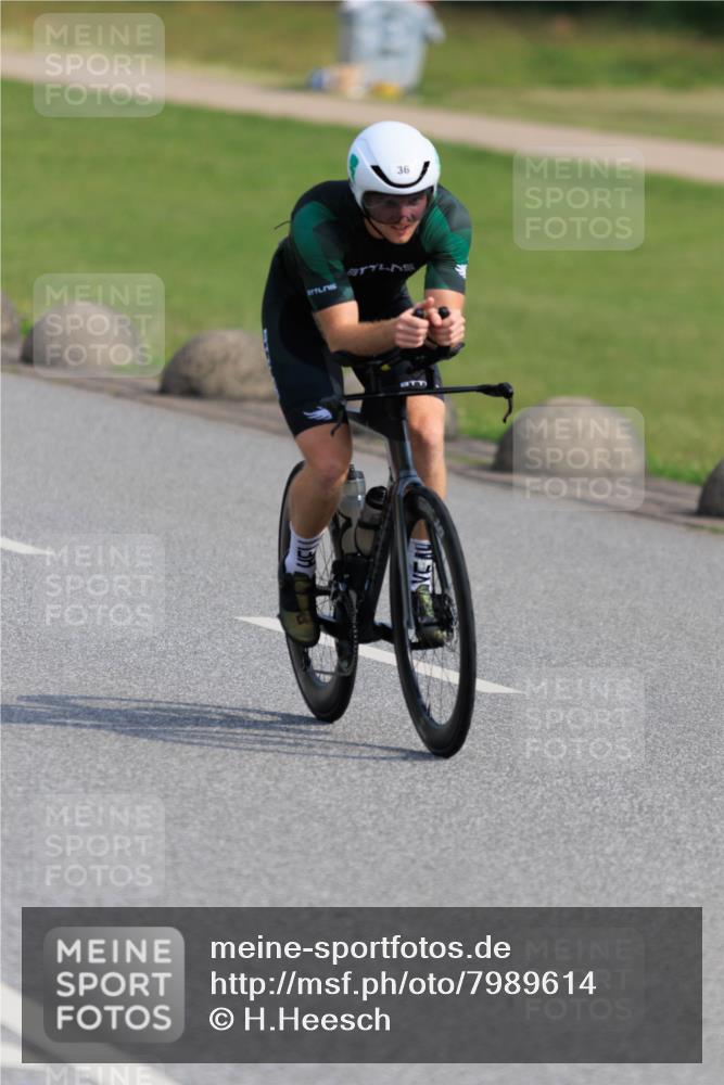 15.06.2025 - 27. Vierlanden-Triathlon H.Heesch http://msf.ph/oto/7989614 15.06.2025 09:41:17 Radfahren 36, 227 meine-sportfotos.de