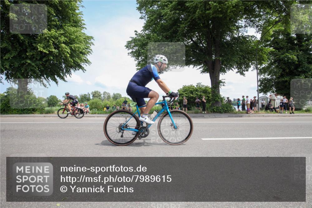 15.06.2025 - 7 Türme Triathlon Yannick Fuchs http://msf.ph/oto/7989615 15.06.2025 13:05:42 Radfahren 303, 589, 758 meine-sportfotos.de