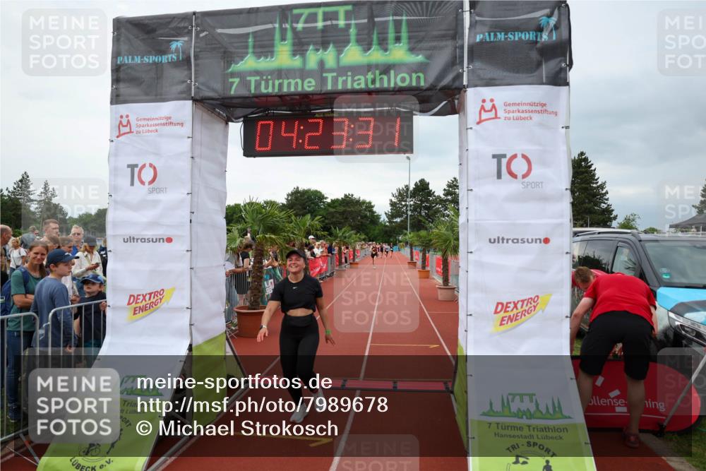 15.06.2025 - 7 Türme Triathlon Michael Strokosch http://msf.ph/oto/7989678 15.06.2025 14:23:31 Ziel 558, 1113, 1160 meine-sportfotos.de