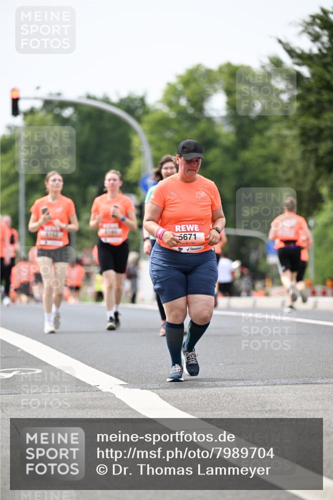 15.06.2025 - REWE Women's Run Dr. Thomas Lammeyer http://msf.ph/oto/7989704 15.06.2025 10:49:30 Laufen 5671 meine-sportfotos.de