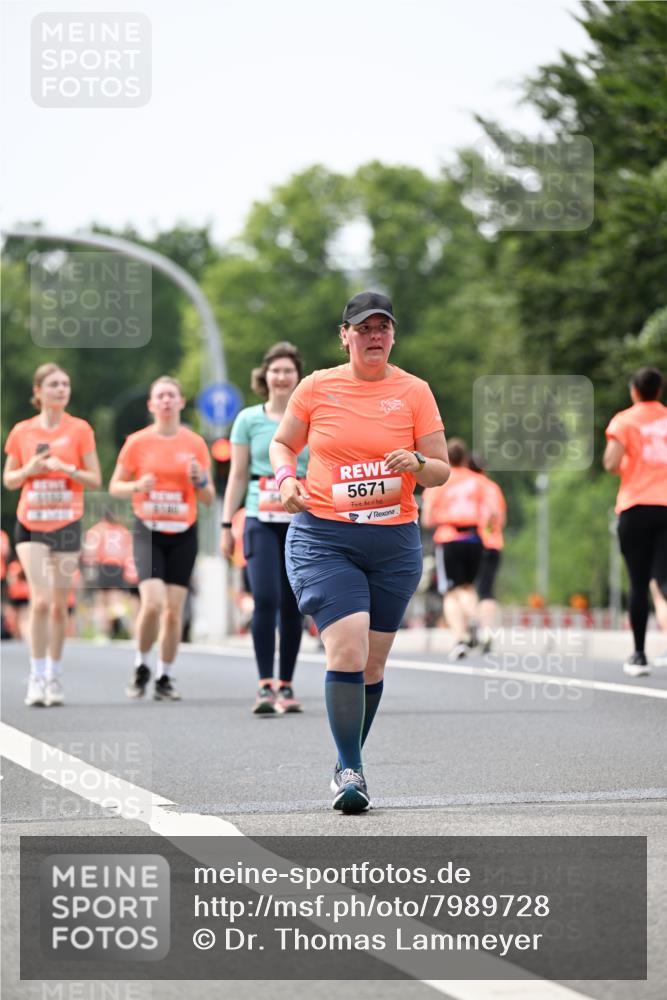 15.06.2025 - REWE Women's Run Dr. Thomas Lammeyer http://msf.ph/oto/7989728 15.06.2025 10:49:30 Laufen 5671 meine-sportfotos.de