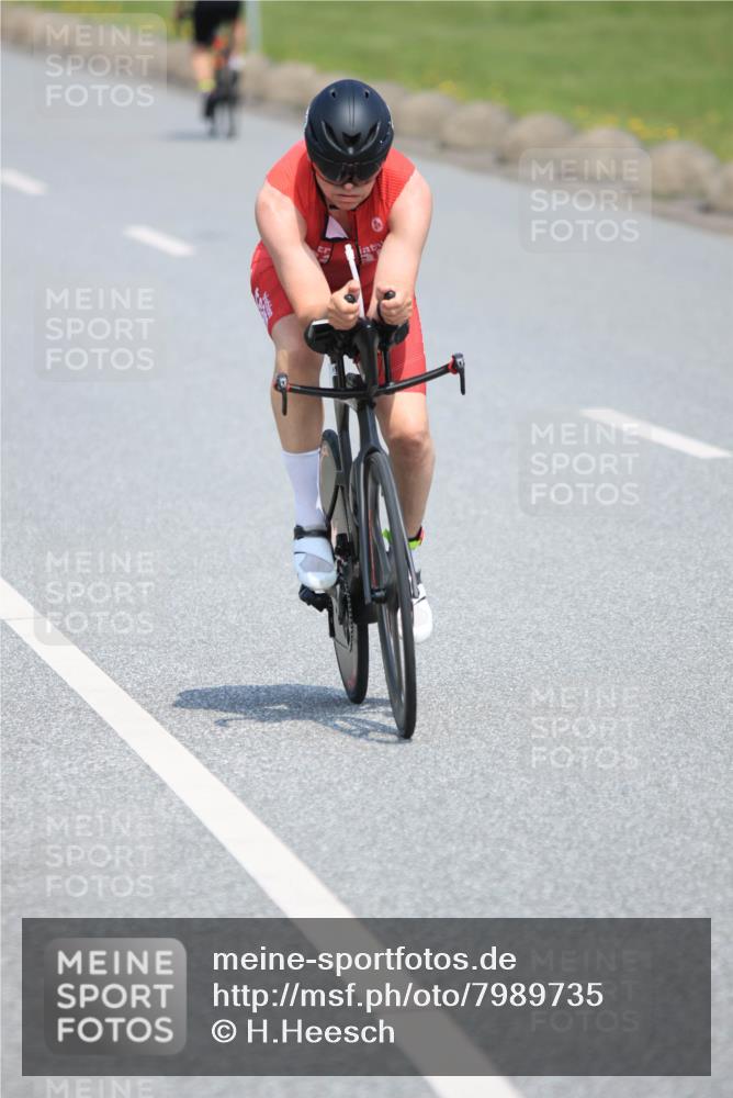 21.06.2025 - 27. Vierlanden-Triathlon H.Heesch http://msf.ph/oto/7989735 15.06.2025 11:47:43 Radfahren 82, 108, 706, 709, 829, 847 meine-sportfotos.de