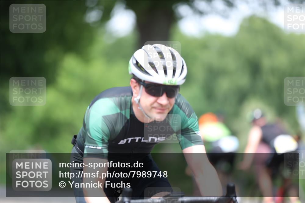 15.06.2025 - 7 Türme Triathlon Yannick Fuchs http://msf.ph/oto/7989748 15.06.2025 13:02:19 Radfahren 234, 398, 667, 1047, 1162 meine-sportfotos.de