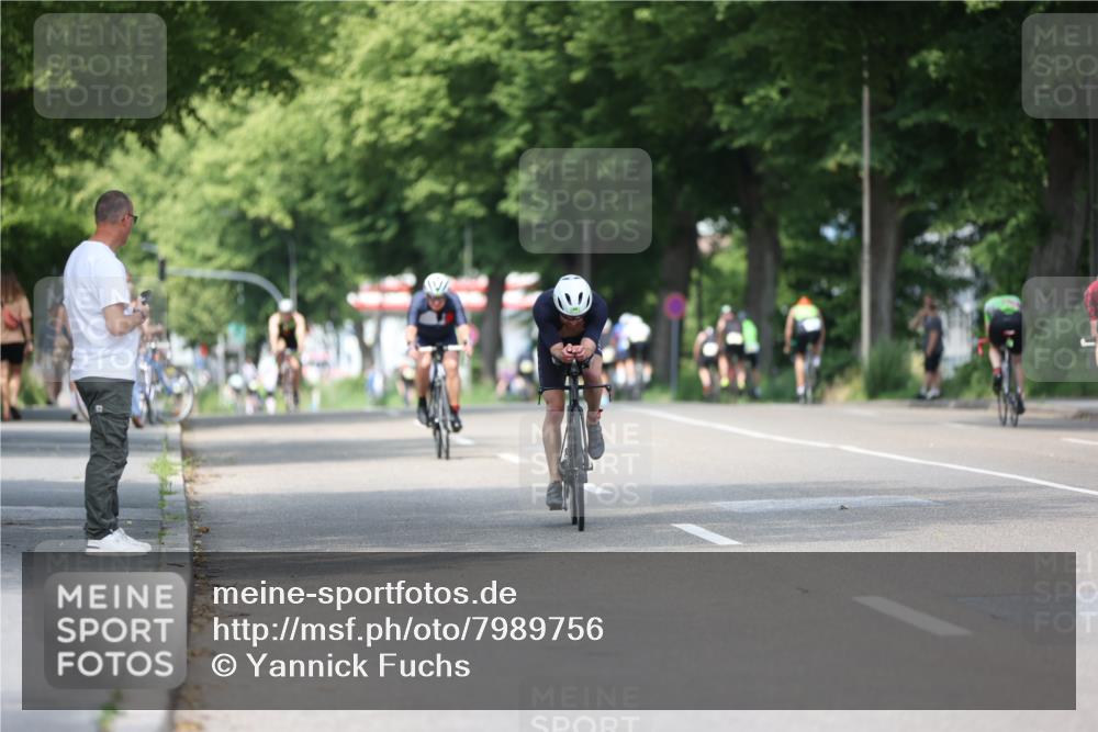 15.06.2025 - 7 Türme Triathlon Yannick Fuchs http://msf.ph/oto/7989756 15.06.2025 13:02:29 Radfahren 270, 398, 525, 578, 641, 717, 889, 899, 1044, 1052, 1054, 1055, 1095, 1143 meine-sportfotos.de