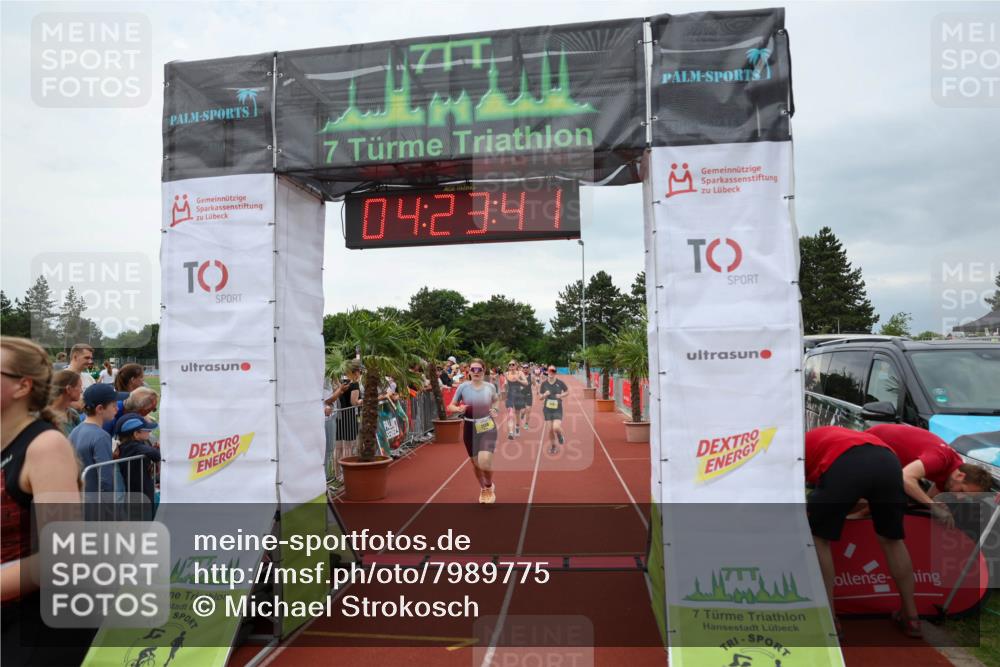15.06.2025 - 7 Türme Triathlon Michael Strokosch http://msf.ph/oto/7989775 15.06.2025 14:23:41 Ziel 622, 632, 711, 905, 1179 meine-sportfotos.de