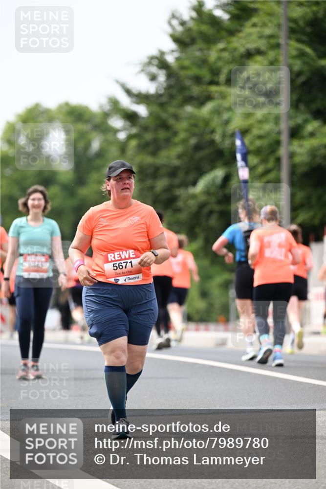 15.06.2025 - REWE Women's Run Dr. Thomas Lammeyer http://msf.ph/oto/7989780 15.06.2025 10:49:31 Laufen 5671 meine-sportfotos.de