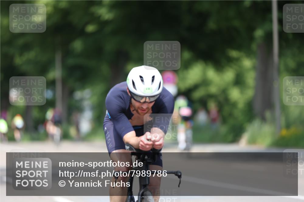 15.06.2025 - 7 Türme Triathlon Yannick Fuchs http://msf.ph/oto/7989786 15.06.2025 13:02:31 Radfahren 270, 271, 376, 525, 578, 641, 717, 889, 899, 1044, 1052, 1054, 1055, 1095 meine-sportfotos.de