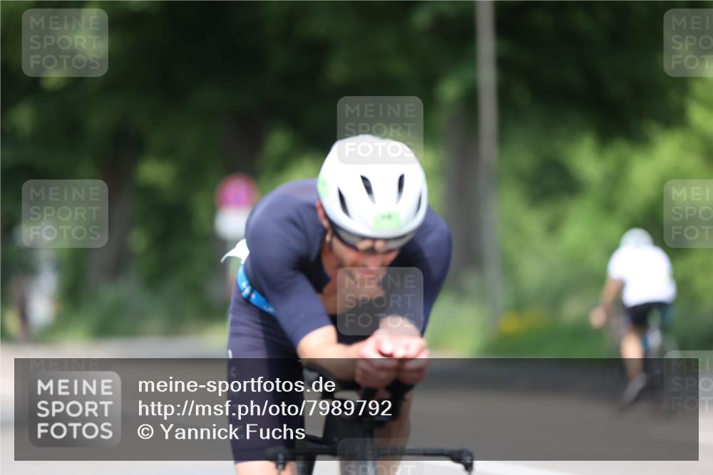 15.06.2025 - 7 Türme Triathlon Yannick Fuchs http://msf.ph/oto/7989792 15.06.2025 13:02:31 Radfahren 270, 271, 376, 525, 578, 641, 717, 889, 899, 1044, 1052, 1054, 1055, 1095 meine-sportfotos.de