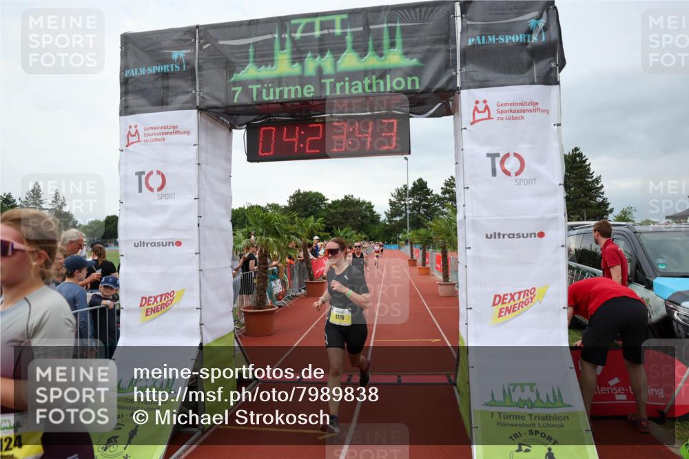 15.06.2025 - 7 Türme Triathlon Michael Strokosch http://msf.ph/oto/7989838 15.06.2025 14:23:43 Ziel 622, 632, 711, 905, 1179 meine-sportfotos.de