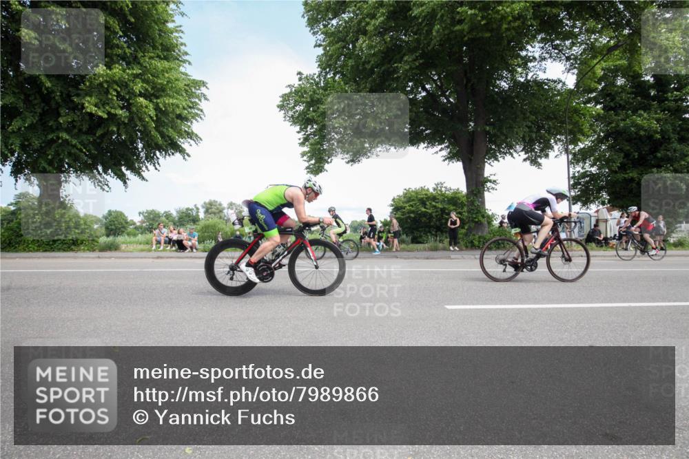 15.06.2025 - 7 Türme Triathlon Yannick Fuchs http://msf.ph/oto/7989866 15.06.2025 13:08:16 Radfahren 321, 338, 600, 603, 1065 meine-sportfotos.de