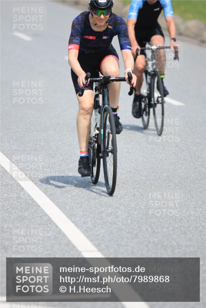 21.06.2025 - 27. Vierlanden-Triathlon H.Heesch http://msf.ph/oto/7989868 15.06.2025 11:48:31 Radfahren 223, 781, 816, 866 meine-sportfotos.de