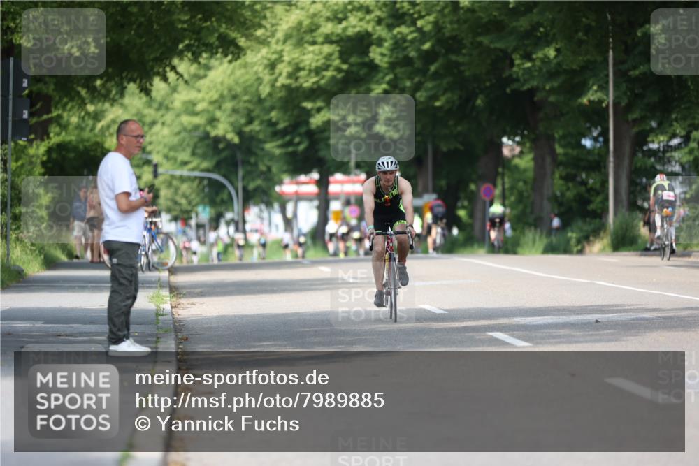 15.06.2025 - 7 Türme Triathlon Yannick Fuchs http://msf.ph/oto/7989885 15.06.2025 13:02:34 Radfahren 196, 271, 376, 525, 641, 717, 899, 1044, 1052, 1095 meine-sportfotos.de