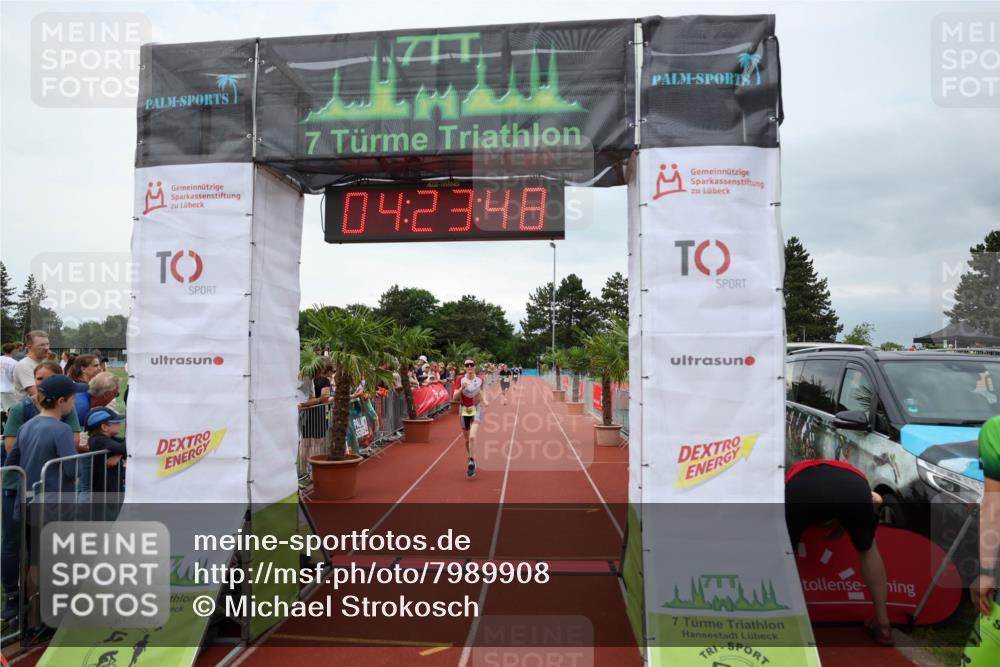 15.06.2025 - 7 Türme Triathlon Michael Strokosch http://msf.ph/oto/7989908 15.06.2025 14:23:48 Ziel 622, 632, 711, 823, 1179 meine-sportfotos.de