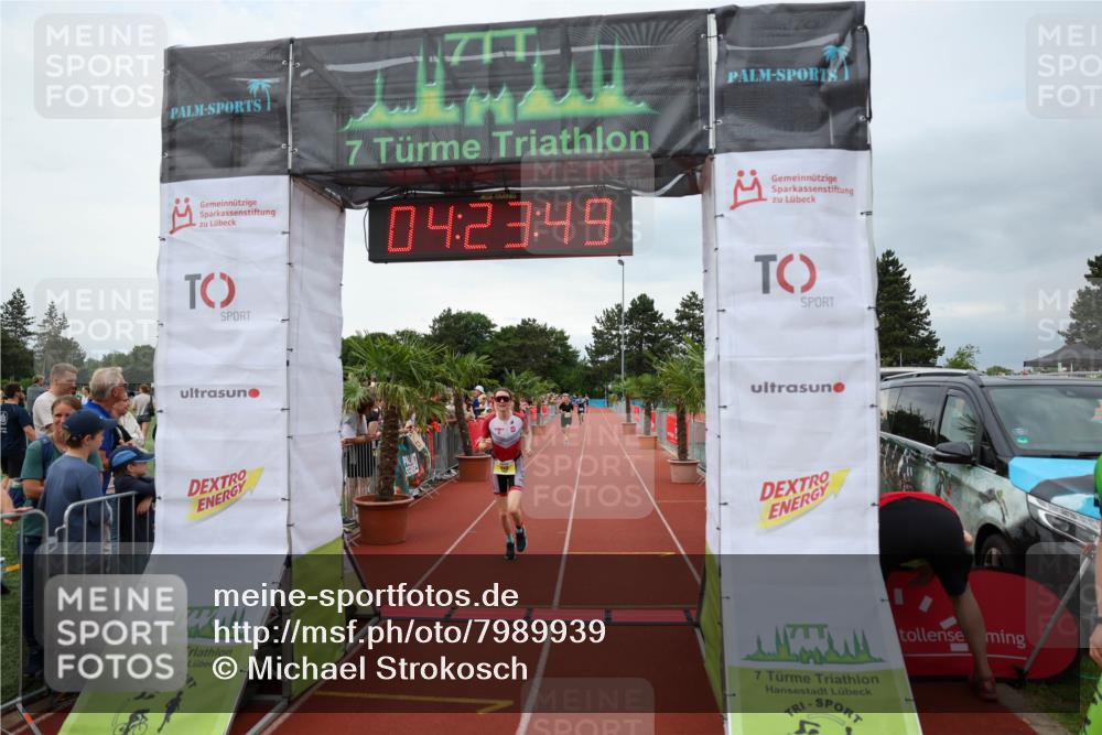 15.06.2025 - 7 Türme Triathlon Michael Strokosch http://msf.ph/oto/7989939 15.06.2025 14:23:49 Ziel 622, 632, 711, 823, 1038, 1179 meine-sportfotos.de