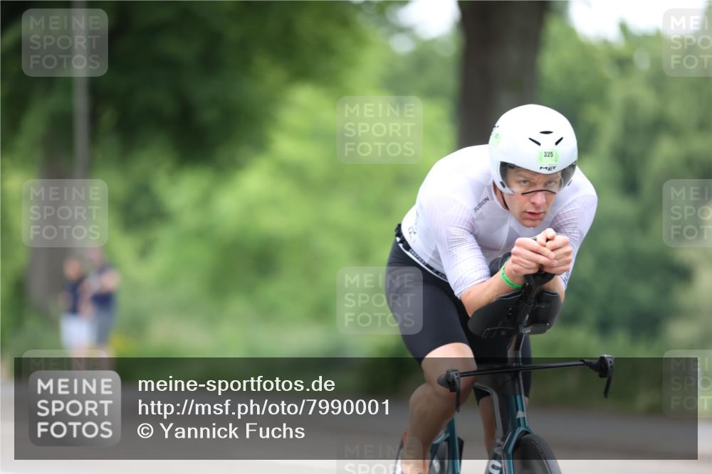15.06.2025 - 7 Türme Triathlon Yannick Fuchs http://msf.ph/oto/7990001 15.06.2025 11:51:49 Radfahren 252, 271, 316, 325 meine-sportfotos.de