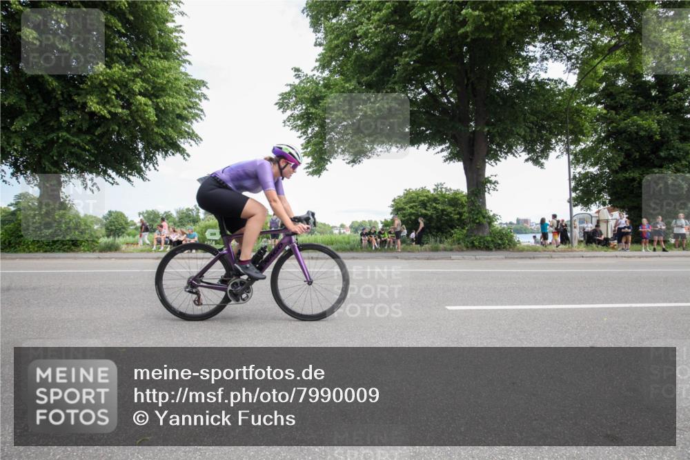 15.06.2025 - 7 Türme Triathlon Yannick Fuchs http://msf.ph/oto/7990009 15.06.2025 13:10:44 Radfahren 210, 359, 472, 486, 526, 529, 593, 675 meine-sportfotos.de