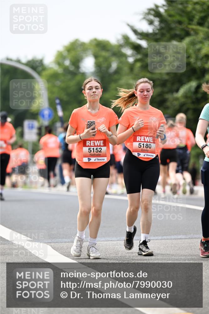 15.06.2025 - REWE Women's Run Dr. Thomas Lammeyer http://msf.ph/oto/7990030 15.06.2025 10:49:37 Laufen 5152, 5180 meine-sportfotos.de