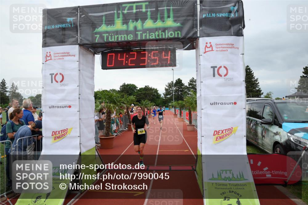 15.06.2025 - 7 Türme Triathlon Michael Strokosch http://msf.ph/oto/7990045 15.06.2025 14:23:53 Ziel 595, 823, 1038 meine-sportfotos.de