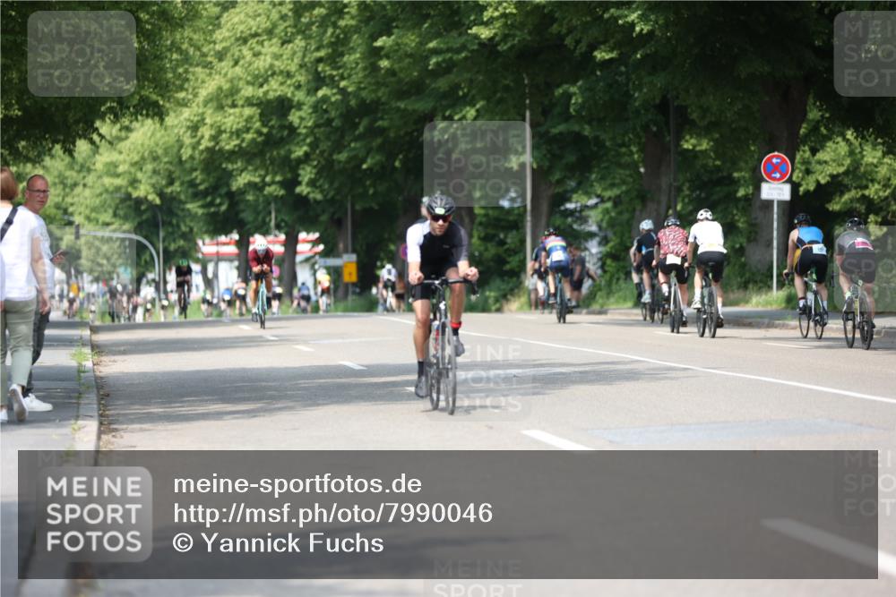 15.06.2025 - 7 Türme Triathlon Yannick Fuchs http://msf.ph/oto/7990046 15.06.2025 13:03:32 Radfahren 334, 469, 554 meine-sportfotos.de