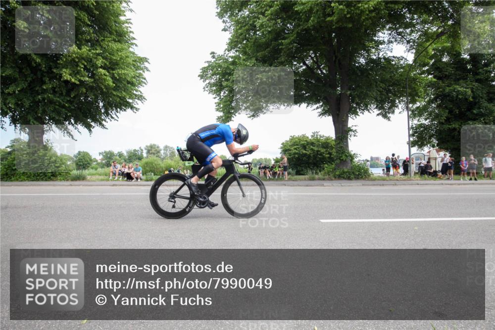 15.06.2025 - 7 Türme Triathlon Yannick Fuchs http://msf.ph/oto/7990049 15.06.2025 13:11:03 Radfahren 561, 1197 meine-sportfotos.de