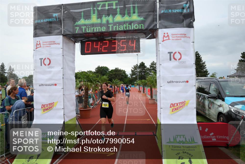 15.06.2025 - 7 Türme Triathlon Michael Strokosch http://msf.ph/oto/7990054 15.06.2025 14:23:54 Ziel 595, 823, 861, 1038 meine-sportfotos.de