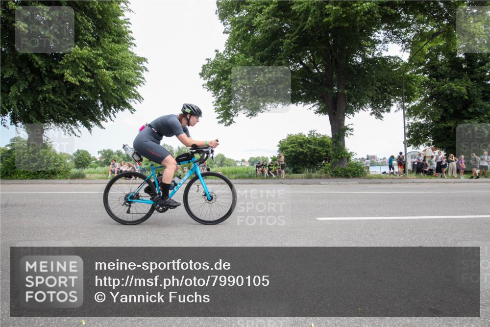 15.06.2025 - 7 Türme Triathlon Yannick Fuchs http://msf.ph/oto/7990105 15.06.2025 13:11:26 Radfahren 304, 307 meine-sportfotos.de