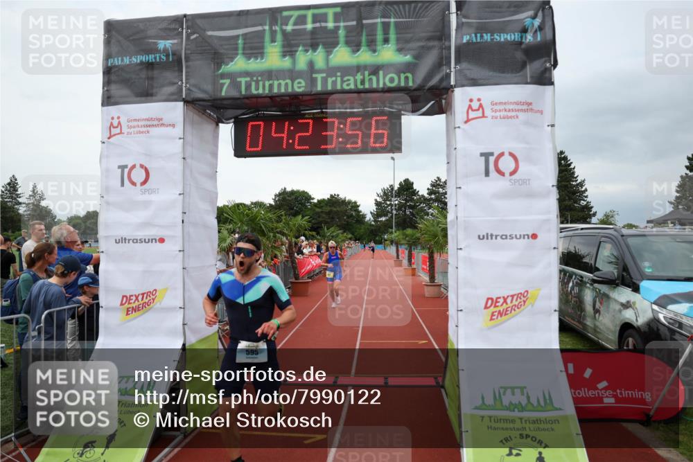 15.06.2025 - 7 Türme Triathlon Michael Strokosch http://msf.ph/oto/7990122 15.06.2025 14:23:56 Ziel 595, 823, 861, 1038 meine-sportfotos.de