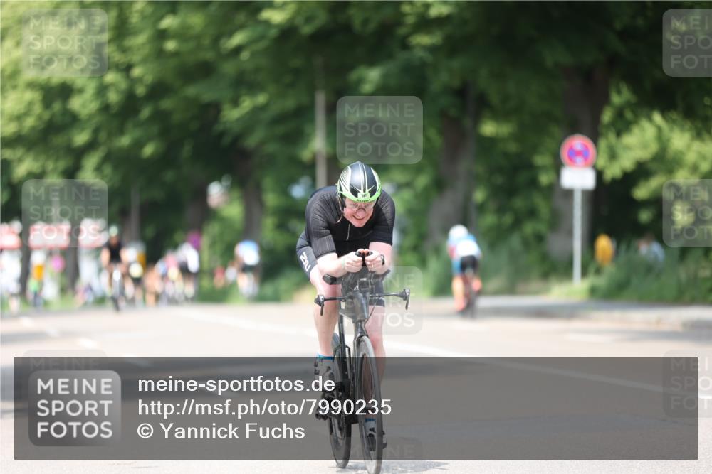 15.06.2025 - 7 Türme Triathlon Yannick Fuchs http://msf.ph/oto/7990235 15.06.2025 13:03:39 Radfahren 218, 334, 516, 587, 619, 1103 meine-sportfotos.de