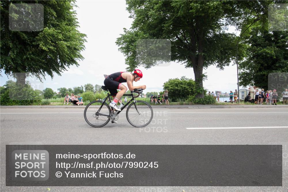 15.06.2025 - 7 Türme Triathlon Yannick Fuchs http://msf.ph/oto/7990245 15.06.2025 13:12:49 Radfahren 363, 630, 948 meine-sportfotos.de
