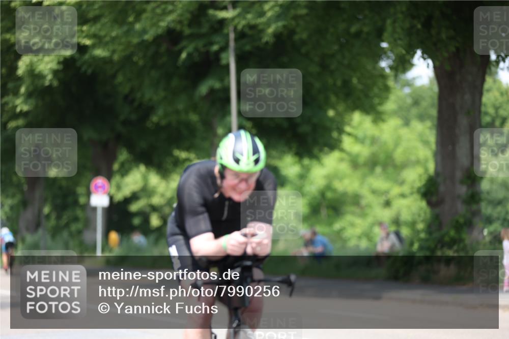 15.06.2025 - 7 Türme Triathlon Yannick Fuchs http://msf.ph/oto/7990256 15.06.2025 13:03:40 Radfahren 218, 516, 587, 619, 1103 meine-sportfotos.de