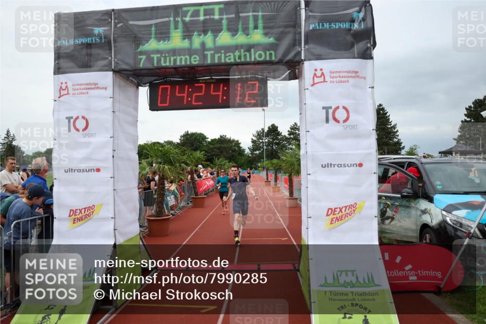 15.06.2025 - 7 Türme Triathlon Michael Strokosch http://msf.ph/oto/7990285 15.06.2025 14:24:12 Ziel 623, 642, 664, 822 meine-sportfotos.de