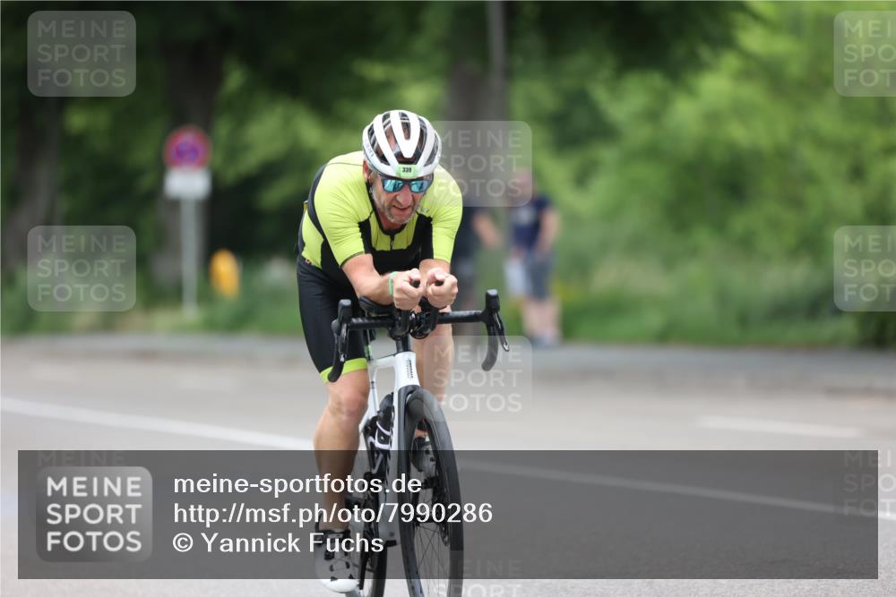 15.06.2025 - 7 Türme Triathlon Yannick Fuchs http://msf.ph/oto/7990286 15.06.2025 11:52:38 Radfahren 339 meine-sportfotos.de